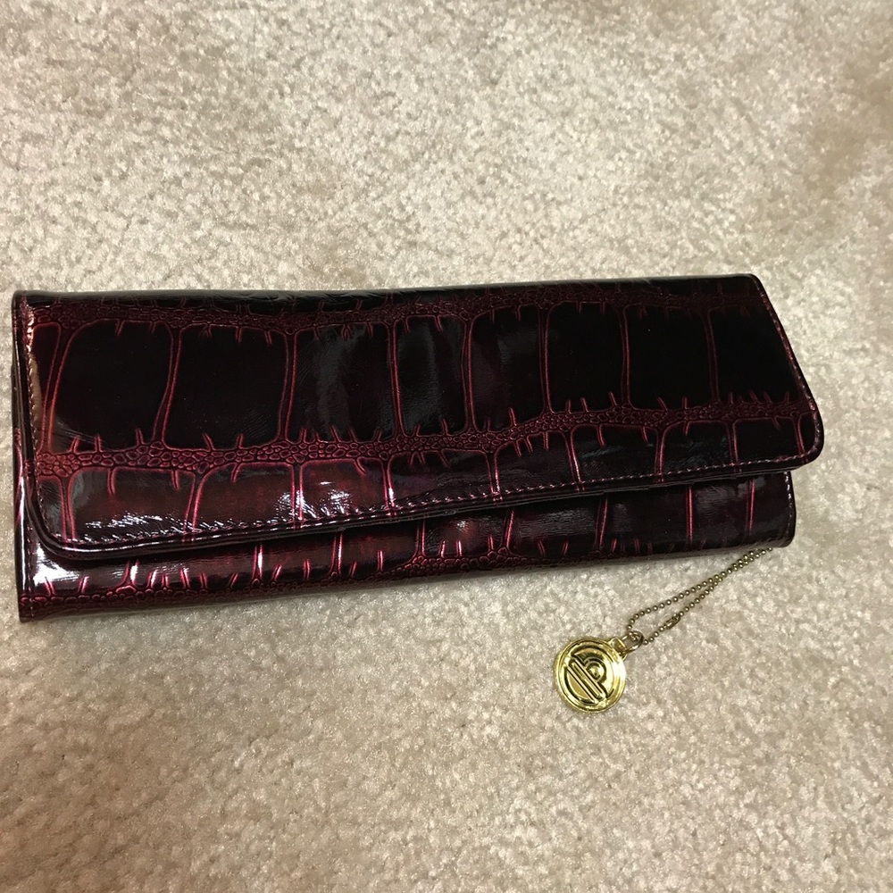 Big Buddha Clutch